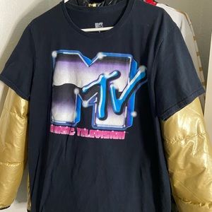 MTV graphic tee shirt